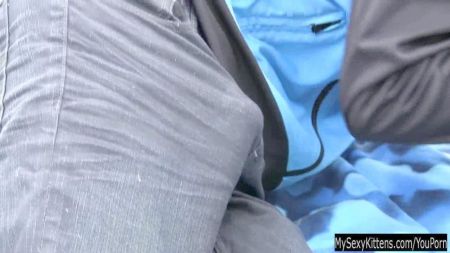 Step Dad Eats Pussy