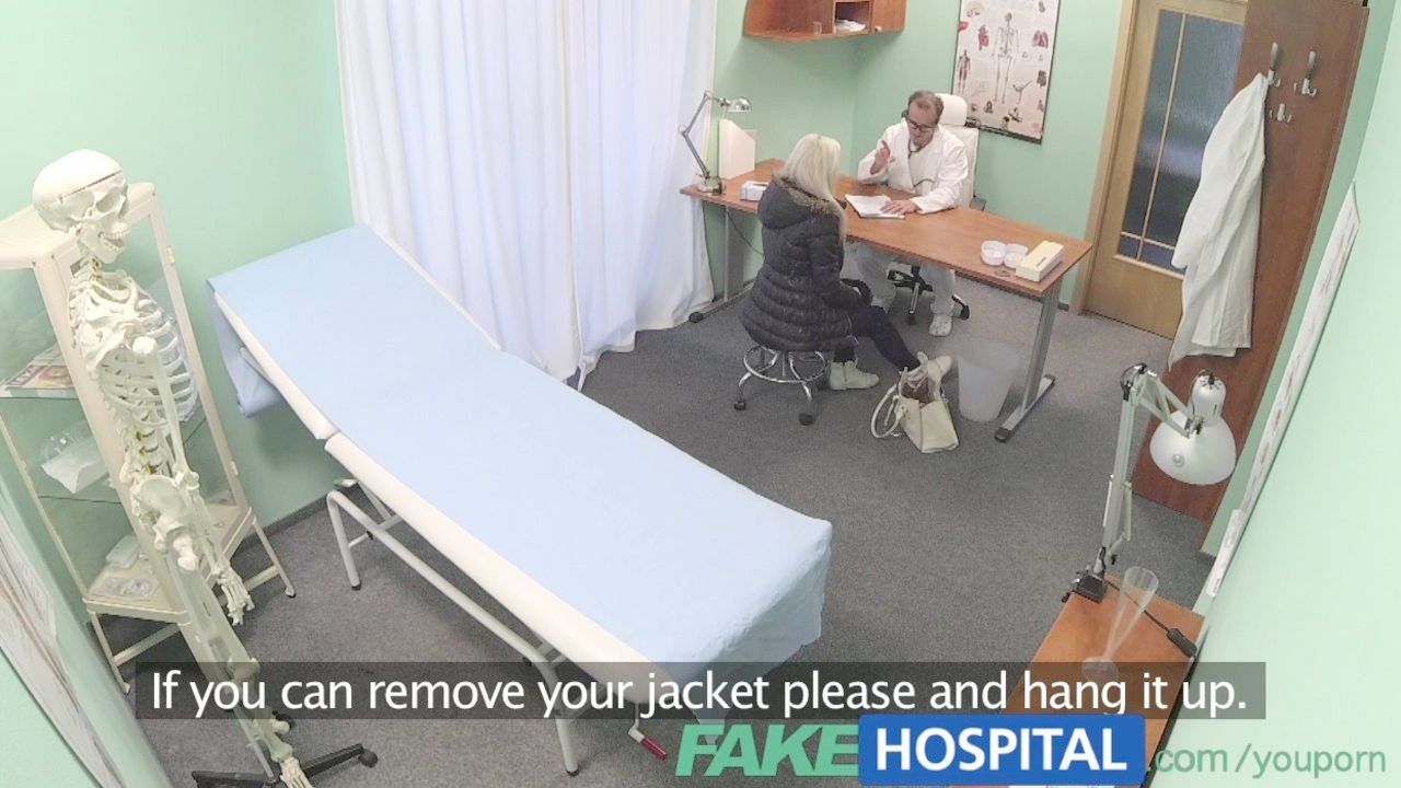 Fucking My Drunk Friend Wife While She Sleeps Porn Video