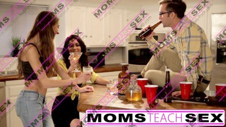 Elexis Monroe Lesbian Mom